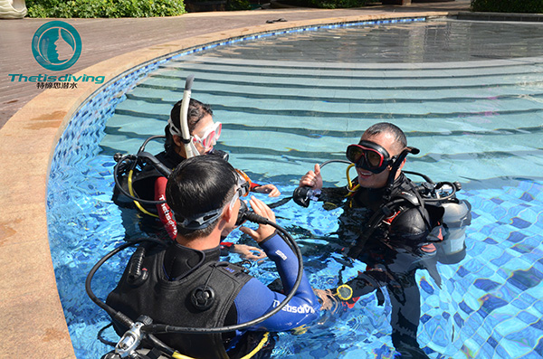 12/12正式上線！PADI 最新課程【休閑潛水員Resort Diver】 丨 一天拿證，潛遍全球